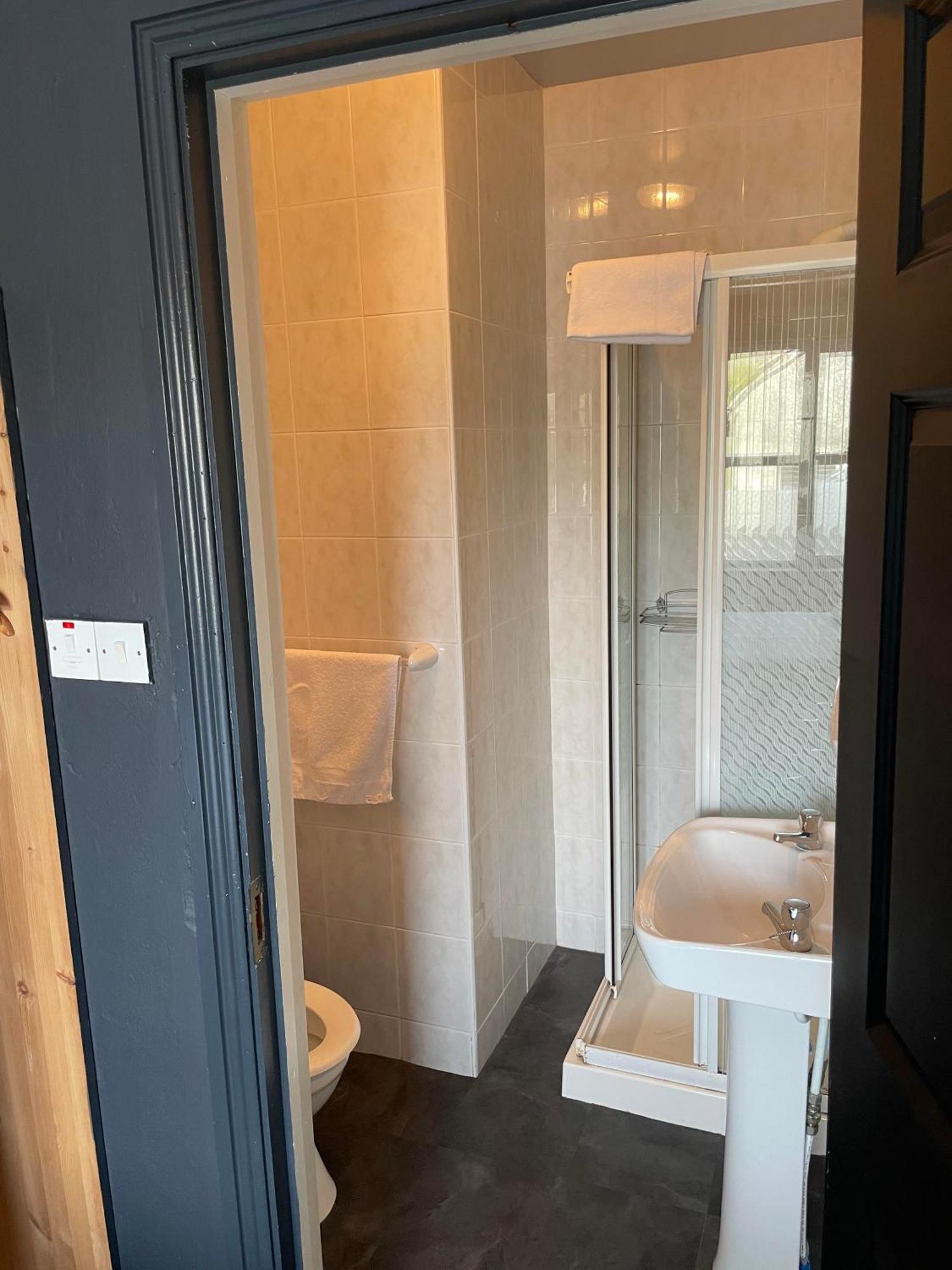 The Ivy Rooms 克利夫登 外观 照片