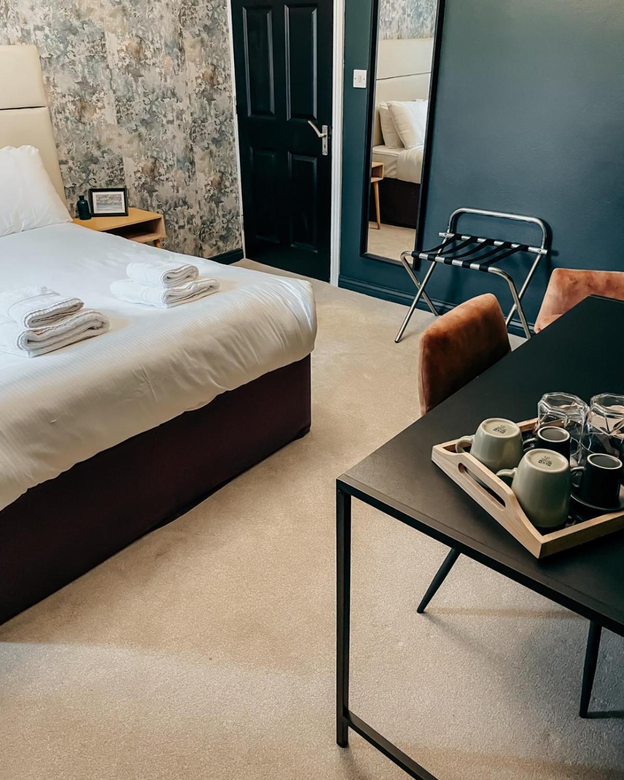 The Ivy Rooms 克利夫登 外观 照片